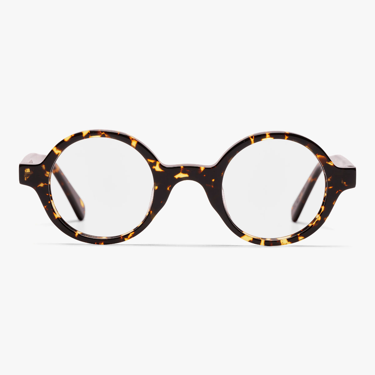 Luxreaders stylish Tórshavn Dark Turtle Reading glasses. Made from Bio-acetate in a Round shape.