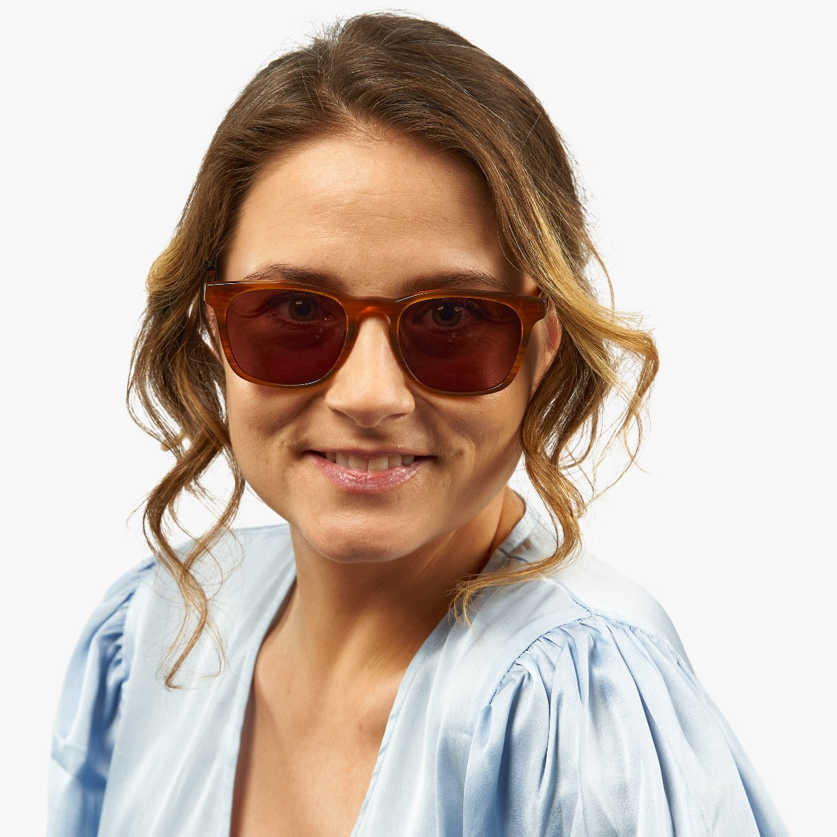 Luxreaders stylish Women's Bornholm Shiny Walnut Sunglasses. Made from Acetate in a Square shape.