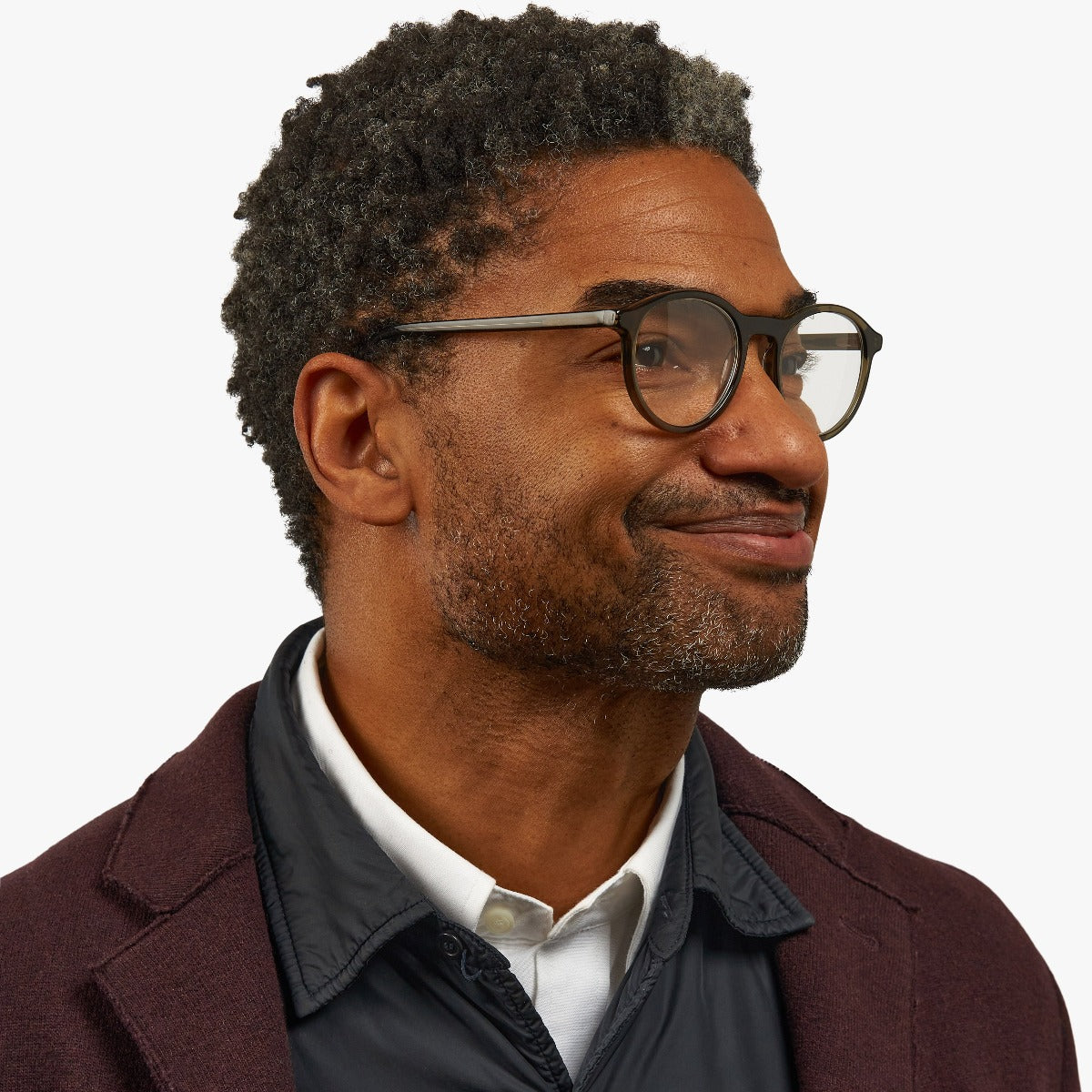 Luxreaders stylish Men's Løkken Shiny Olive Reading glasses. Made from Acetate in a Round shape.