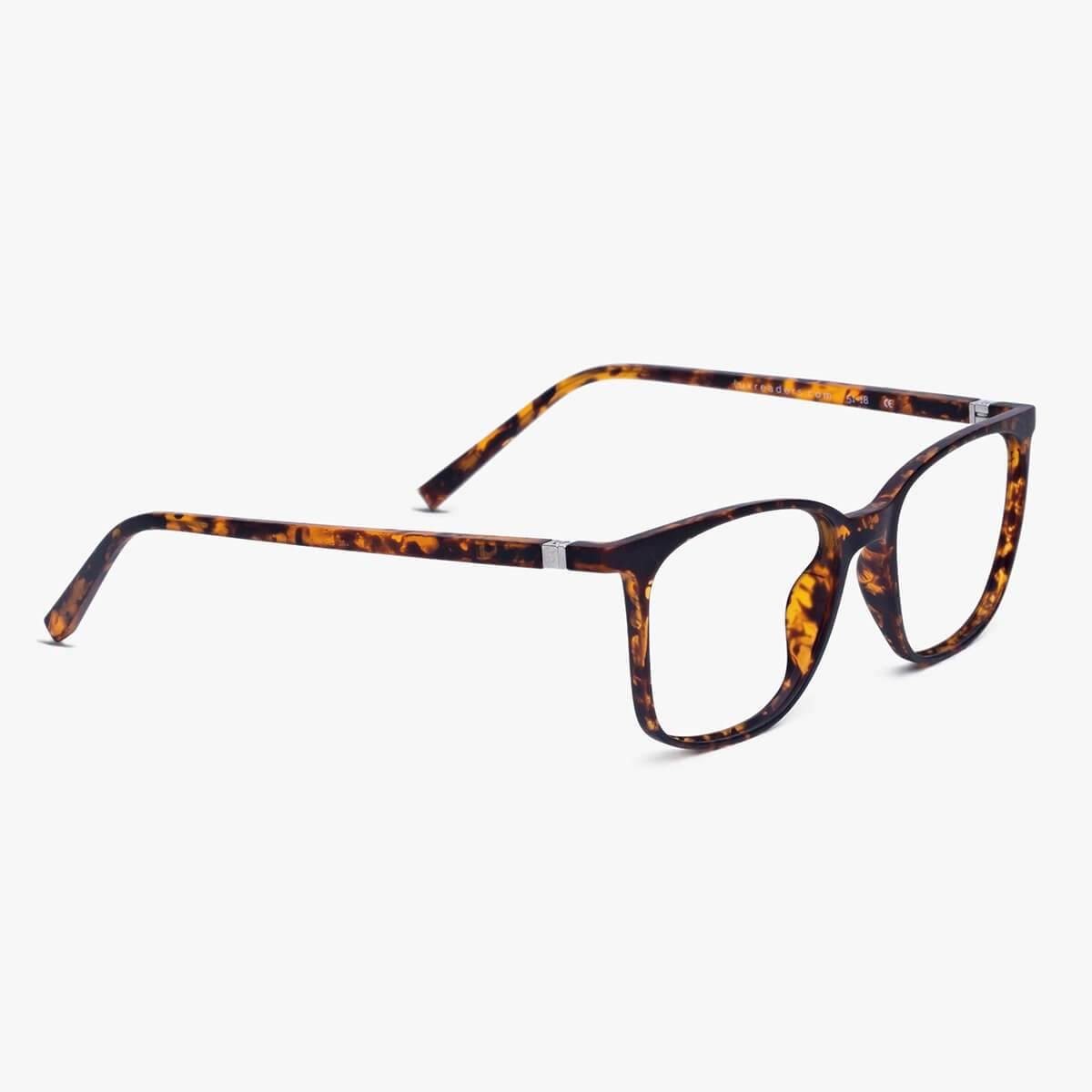 Luxreaders stylish Men's Fyn Turtle Blue light glasses. Made from Rubber in a Square shape.