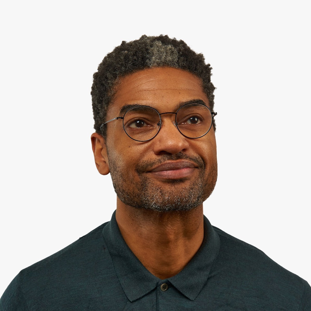 mens-tromso-black_reading-glasses_male-model-1.jpg?v=1771425246&width=1200