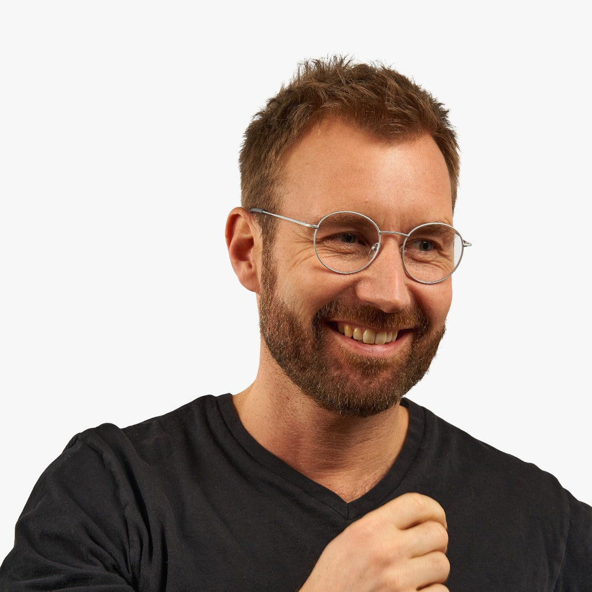 mens-tromso-steel_reading-glasses_male-model-1.jpg?v=1771425046&width=1200